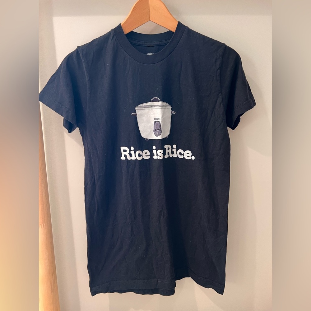Jo Koy 2024 World Tour Rice is Rice black tee shirt sz small